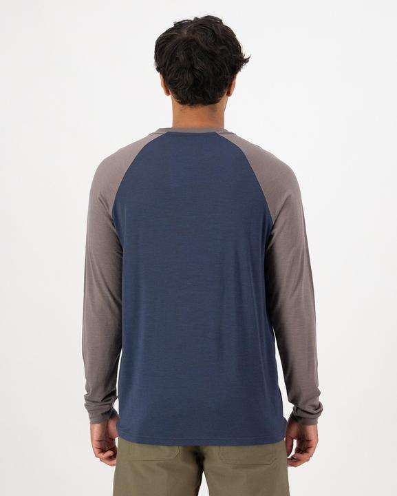 Actual product image Mons Royale Icon Merino Raglan Long Sleeve (M)