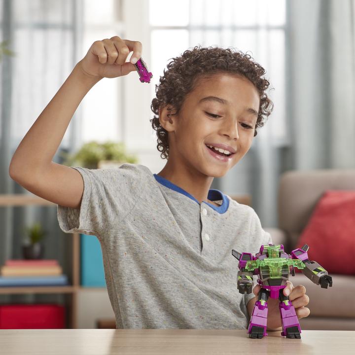 Immagine prodotto Transformers Cyberverse UlTransformers