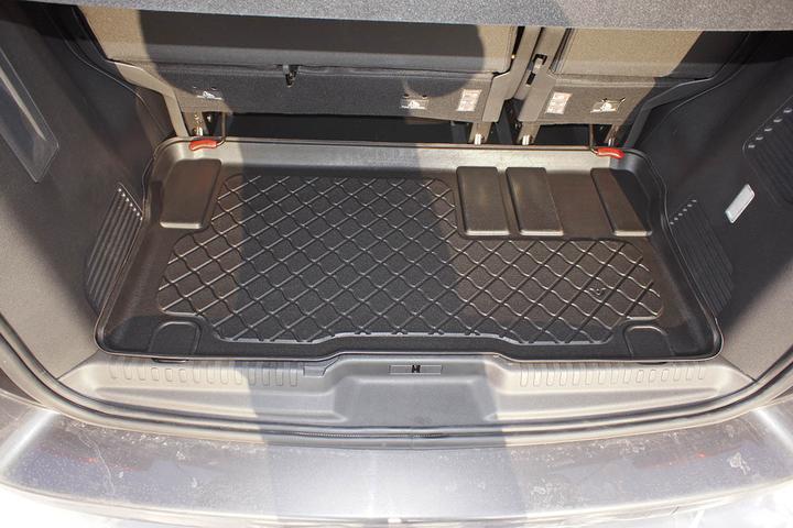 Actual product image Aristar Boot tray for Citroen Jumpy, SpaceTourer / Peugeot Expert / Toyota ProAce / Opel Zafira Life /