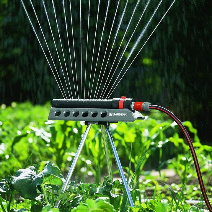 Produktbild Gardena Aquazoom 250/1 (Flächenregner, Viereckregner, Sprühregner)