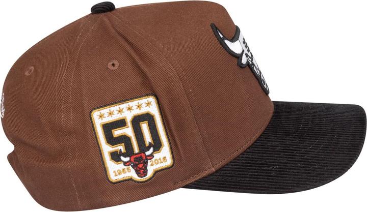 Actual product image Mitchell & Ness Snapback Stretch Cap Blk Pink Chicago Bulls (One size)