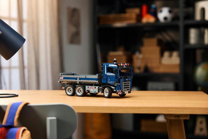 Image du produit LEGO Kipplaster (42203, LEGO Technic)