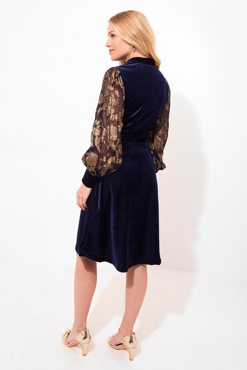 Produktbild Joe Browns Contrast Embroidered Sleeve Velour Dress (34)