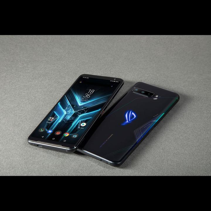 Actual product image ASUS ROG Phone 3 Strix (8GB) (256 GB, Black, 6.59", Dual SIM, 64 Mpx, 5G)