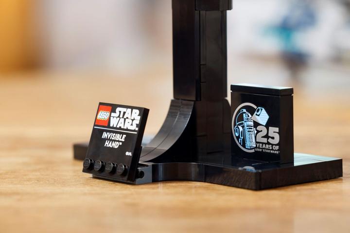Produktbild LEGO Invisible Hand (75377, LEGO Star Wars)