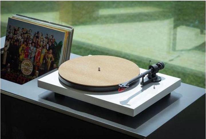 Actual product image Pro-Ject Cork it (Turntables)