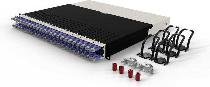 Produktbild PATCHBOX one / 8RU / Cat 6A, STP, 0.8 m, Violett (U/FTP, CAT6a, 0.80 m)