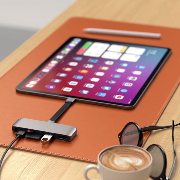 Actual product image Satechi USB-C Mobile Pro Hub (USB-C, 6 Ports)