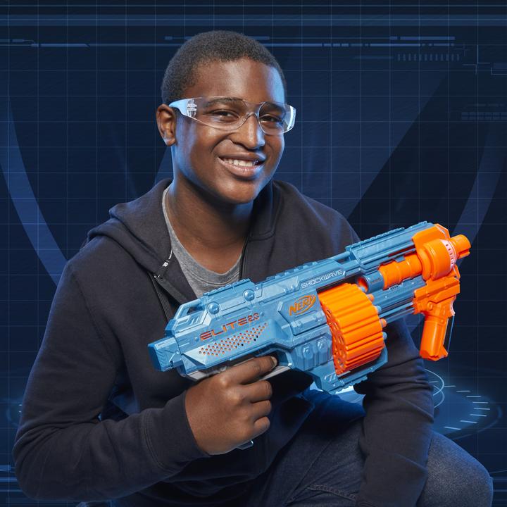 Actual product image Nerf Elite 2.0 Shockwave RD-15 Blaster, 30 Darts, 15-dart rotating drum, rapid fire, with E