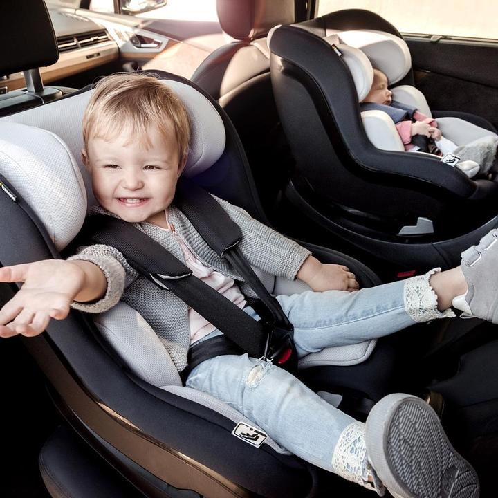 Actual product image Hauck iPro Kids Set i-Size (Reboarder, ECE R129/i-Size Standard)