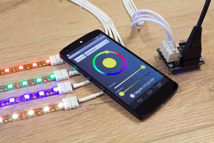 Produktbild Aqua Computer farbwerk USB, Bluetooth und aquabus Variante