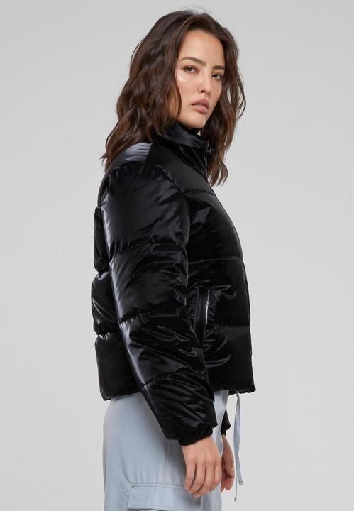Actual product image Urban Classics Ladies Shark Skin Puffer Jacket - 126799 (S)
