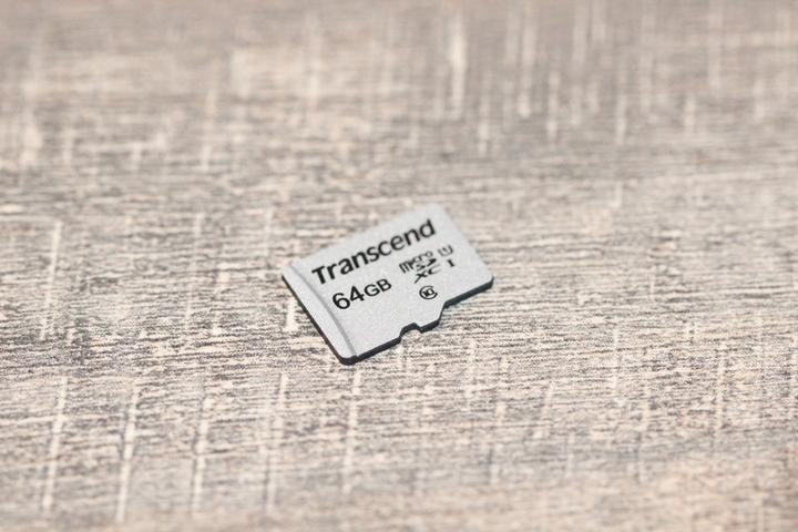 Actual product image Transcend USD300S (64 GB, microSDXC, U1, UHS-I)