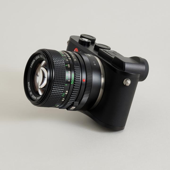 Actual product image Urth Lens Mount Adapter: Compatible with Canon FD Lens to Leica L Camera Body