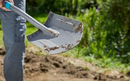 Actual product image Gardena Ergo Line pointed spade