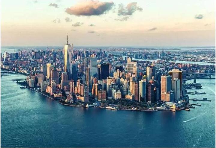 Actual product image Ravensburger New York (1000 pieces)