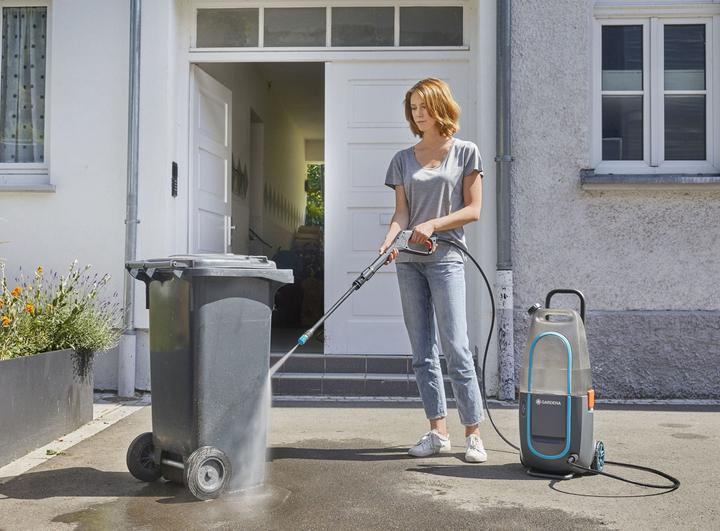 Produktbild Gardena AquaClean Li40/60 inkl. Akku (Akkubetrieb)