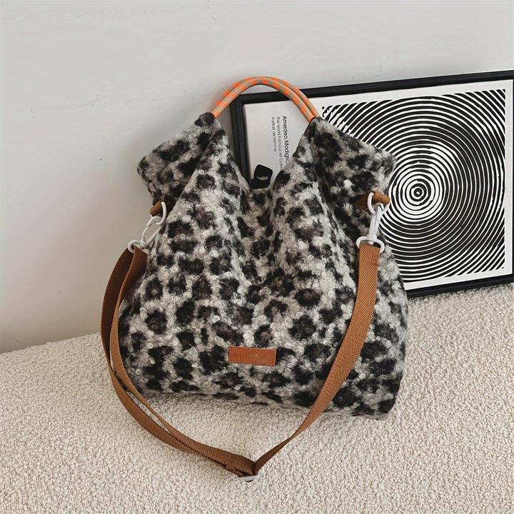 Only-Bags.Store Schicke gestreifte Plüsch-Tasche - vielseitige modische Schulter- und Umhängetasche mit abnehmbarem