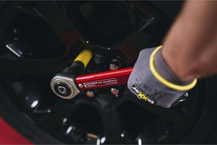Actual product image Gedore Red red R68900300 Torque Wrench 60-300 Nm (1/2", 60 Nm, 300 Nm)