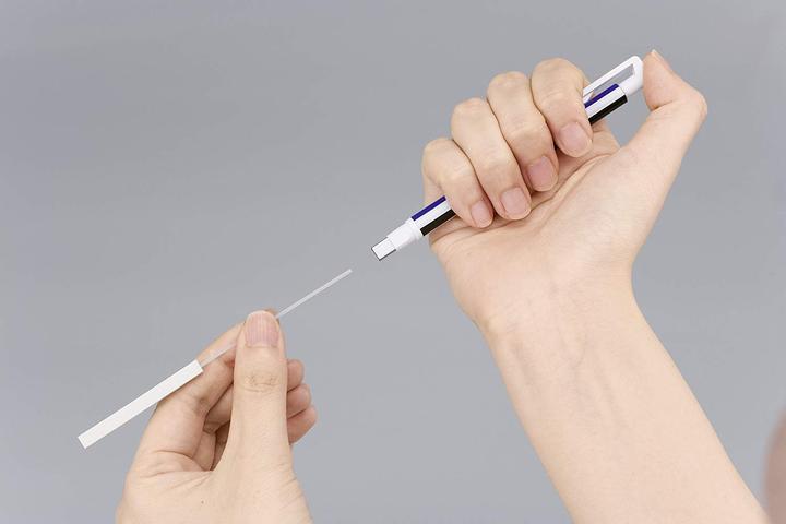 Actual product image Tombow Mono Zero Refill