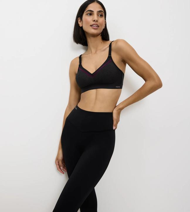 Produktbild Triumph Sport-BH "Triaction Free Motion" (XL, Einzelpack)