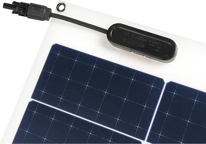 Actual product image Revolt Ultralight flexible solar module (100 W, 1.40 kg)
