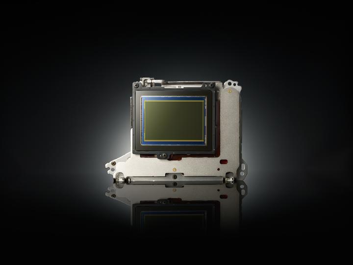 Produktbild Sony Alpha 7 II (24 Mpx, Vollformat)