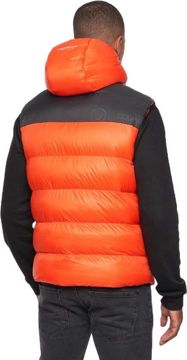 Actual product image Duck and Cover Mens Raymax Gilet (XL)