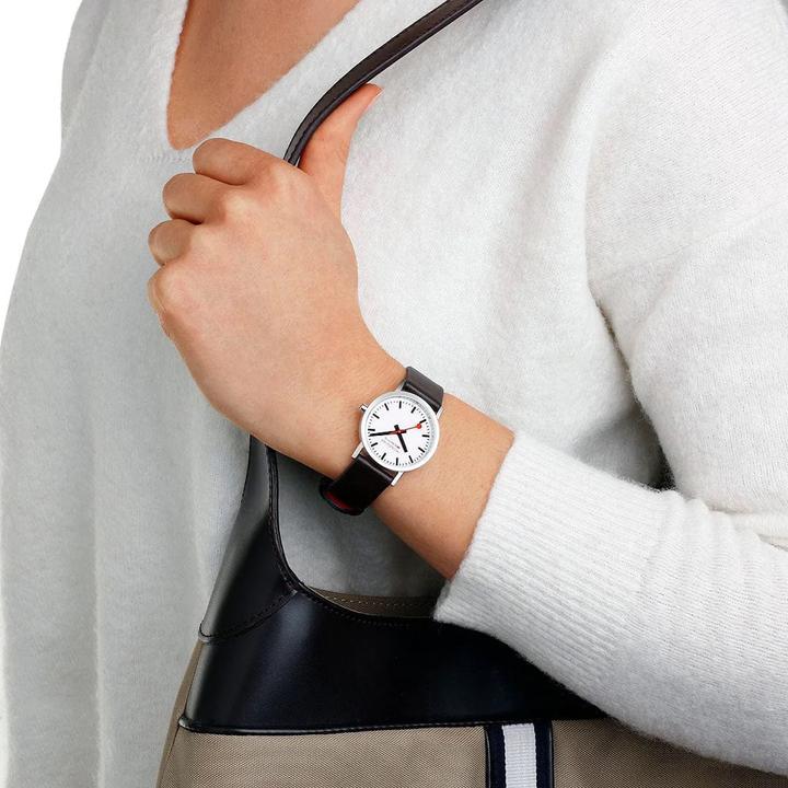 Image du produit Mondaine Classic - Vegan poli (Montre analogique, Swiss Made, 30 mm)