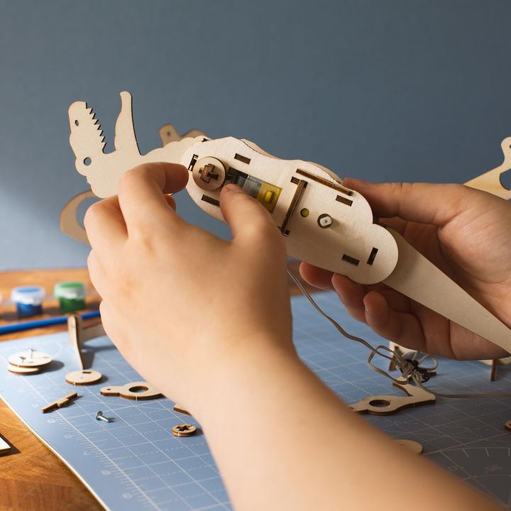 Actual product image Thumbs Up Remote Control Dinosaur DIY