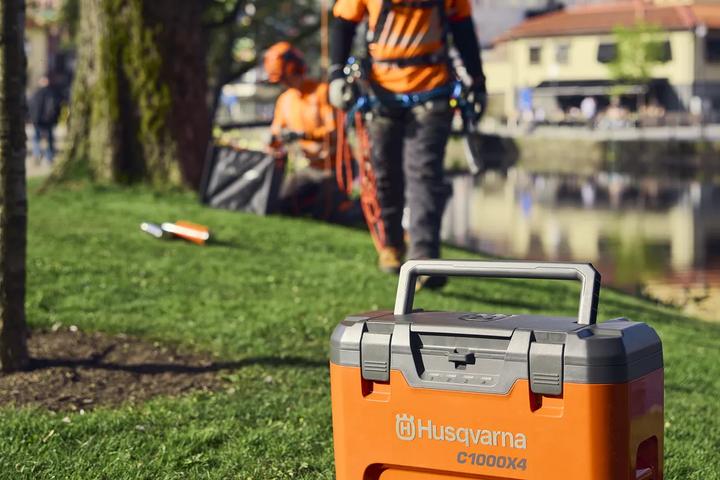 Immagine prodotto Husqvarna Multi-Rack-Ladegerät 40-C1000X4 (36 V)