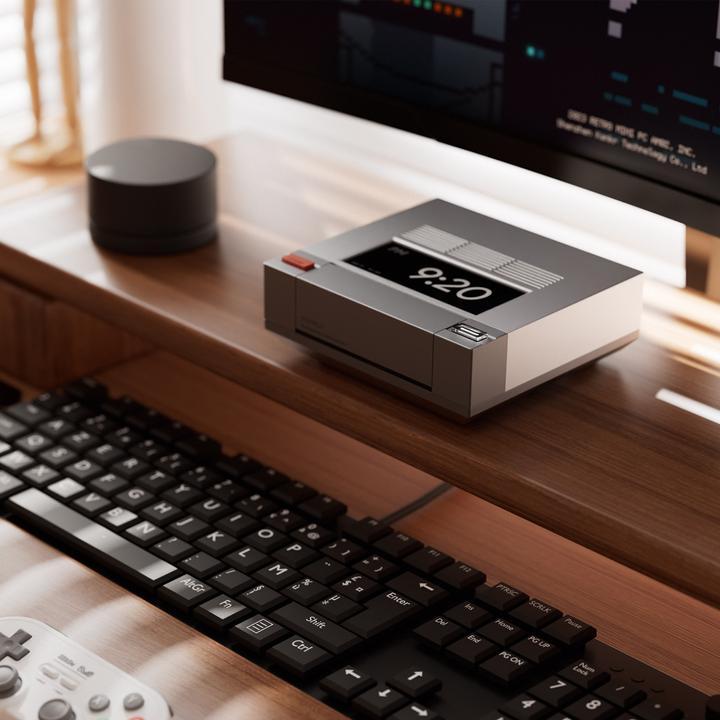 Image du produit Ayaneo AM02 Retro Mini (AMD Ryzen 7 7840HS, 32 Go, 1000 Go, Radeon 780M)