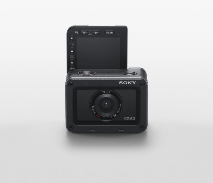 Immagine prodotto Sony Kit DSC-RX0 II (30p, Bluetooth)