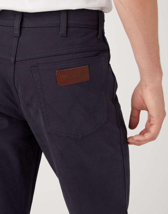 Actual product image Wrangler Texas Slim Pant Straight Fit Dark Navy (W32/L32)