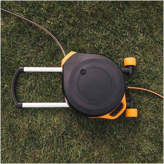 Actual product image Fiskars Waterwheel with wheels (27 m)