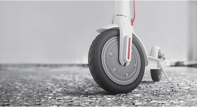 Actual product image Xiaomi M365 (25 km/h, 30 km, 250 W)