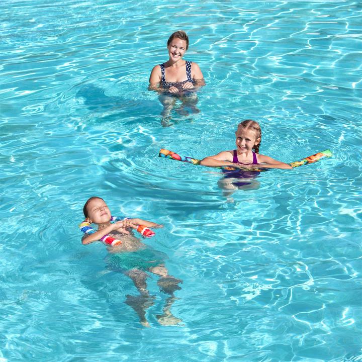 Actual product image Bestway Pool noodle