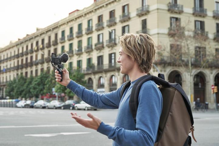Immagine prodotto Sony Kit DSC-RX0 II (30p, Bluetooth)