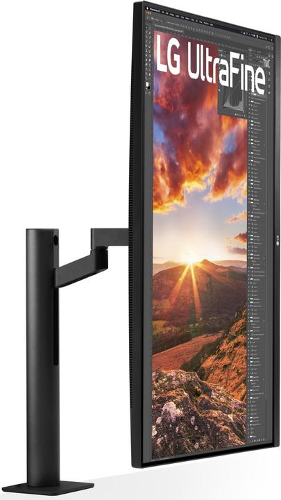 Actual product image LG UltraFine 32UN880K-B (3840 x 2160 Pixels, 32")