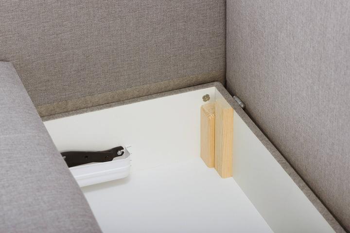 Actual product image Konsimo Revo (3-seater)