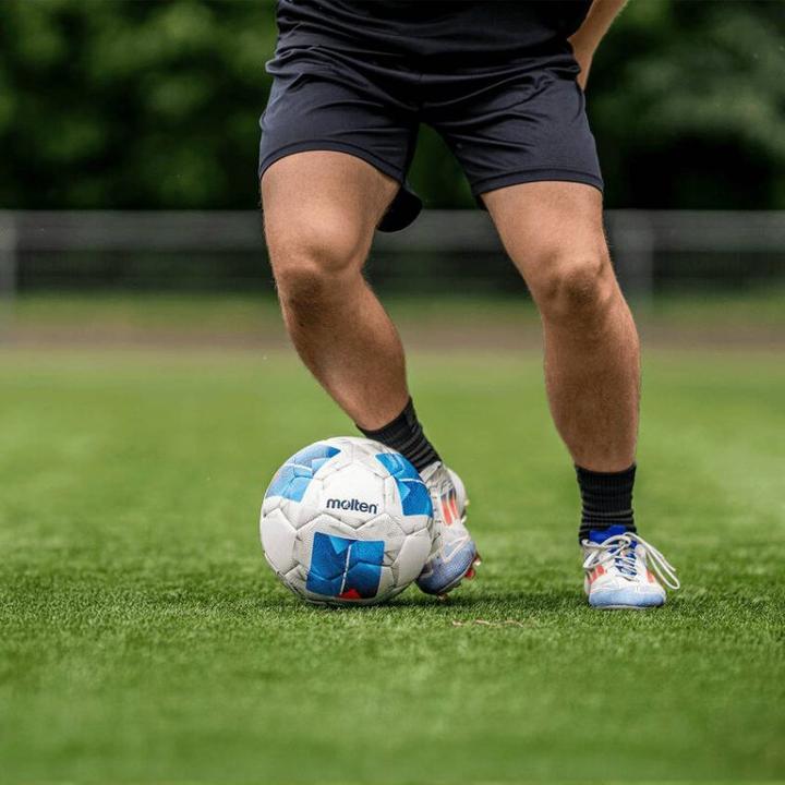 Produktbild Molten Vantaggio-Fussball (5)