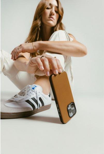 Immagine prodotto Nomad Modern Leather Case (Apple iPhone 16 Pro)