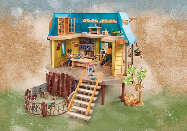 Actual product image Playmobil Animal Care Station (71007, Playmobil Wiltopia)