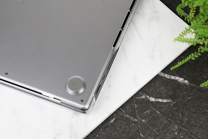 Actual product image Moshi iGlaze for MacBook Pro 16" (2021) (16", Apple)