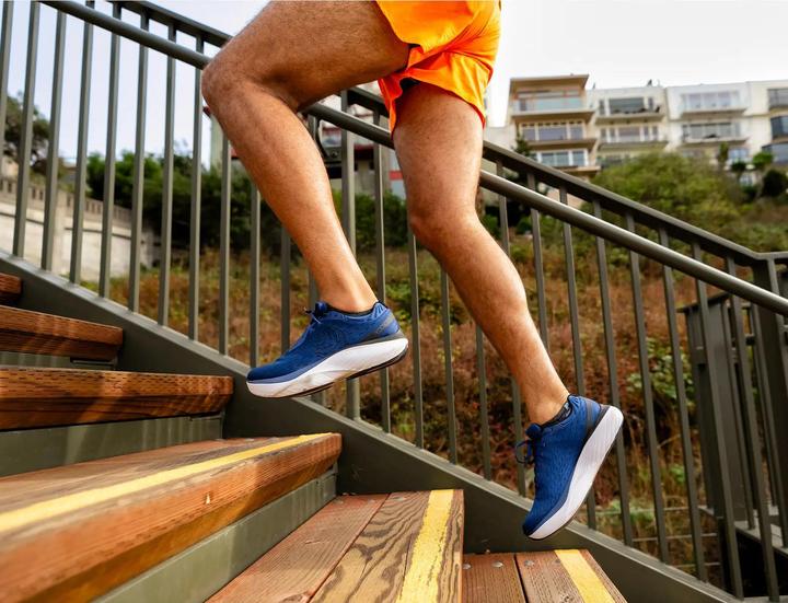 Actual product image Topo Athletic 's Atmos (44.5)