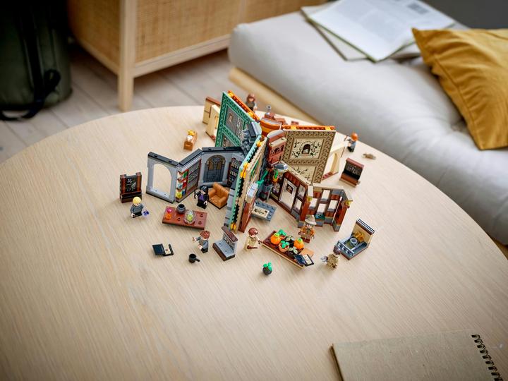 Produktbild LEGO Hogwarts Moment: Verwandlungsunterricht (76382, LEGO Harry Potter)