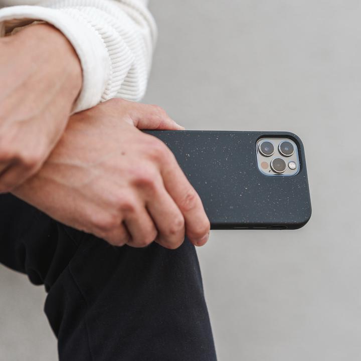 Actual product image Woodcessories BioCase (Apple iPhone 11 Pro)