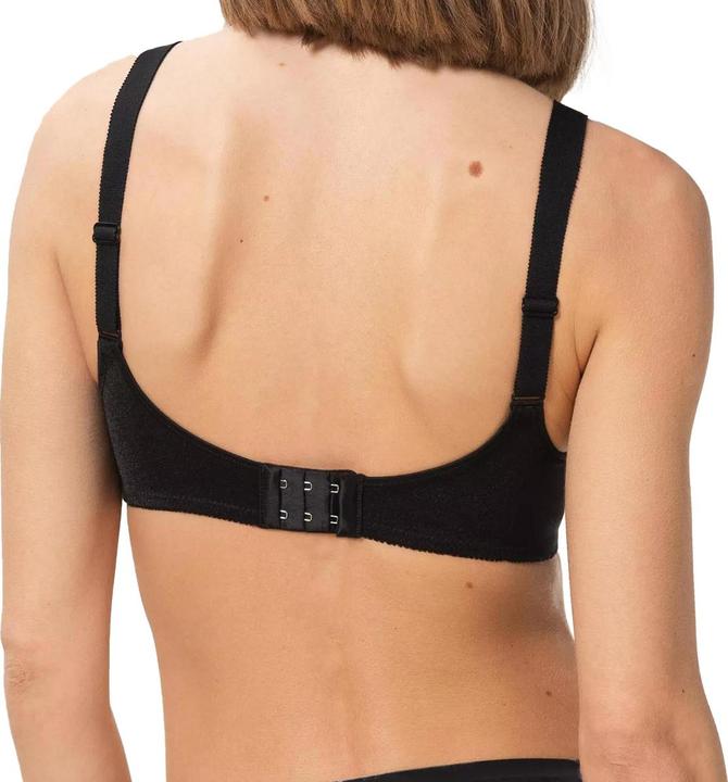 Actual product image Triumph Doreen + Cotton 01 N (85 E, Single pack)