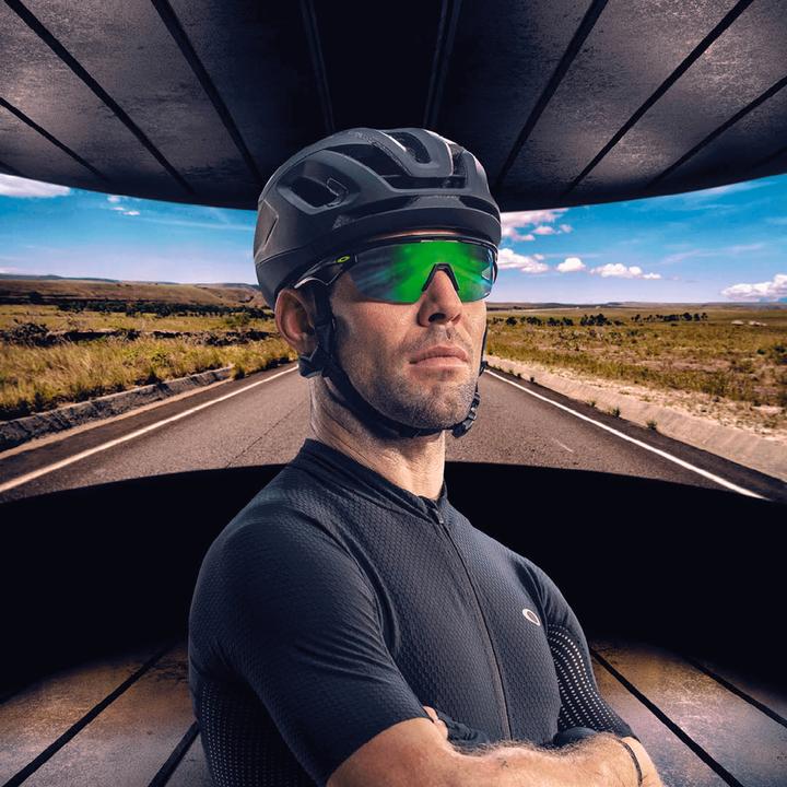 Actual product image Oakley Sphaera sports glasses (Mat Black, Prizm road jade)