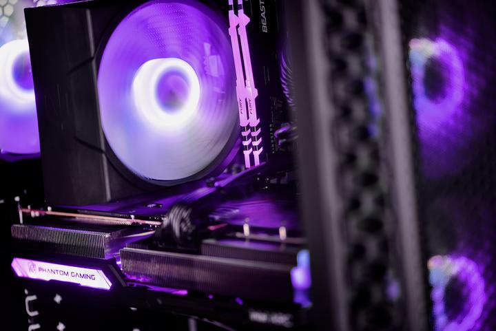 Produktbild Action Actina 5500 (AMD Ryzen 5 5500U, 16 GB, 1000 GB, Radeon RX 6600)